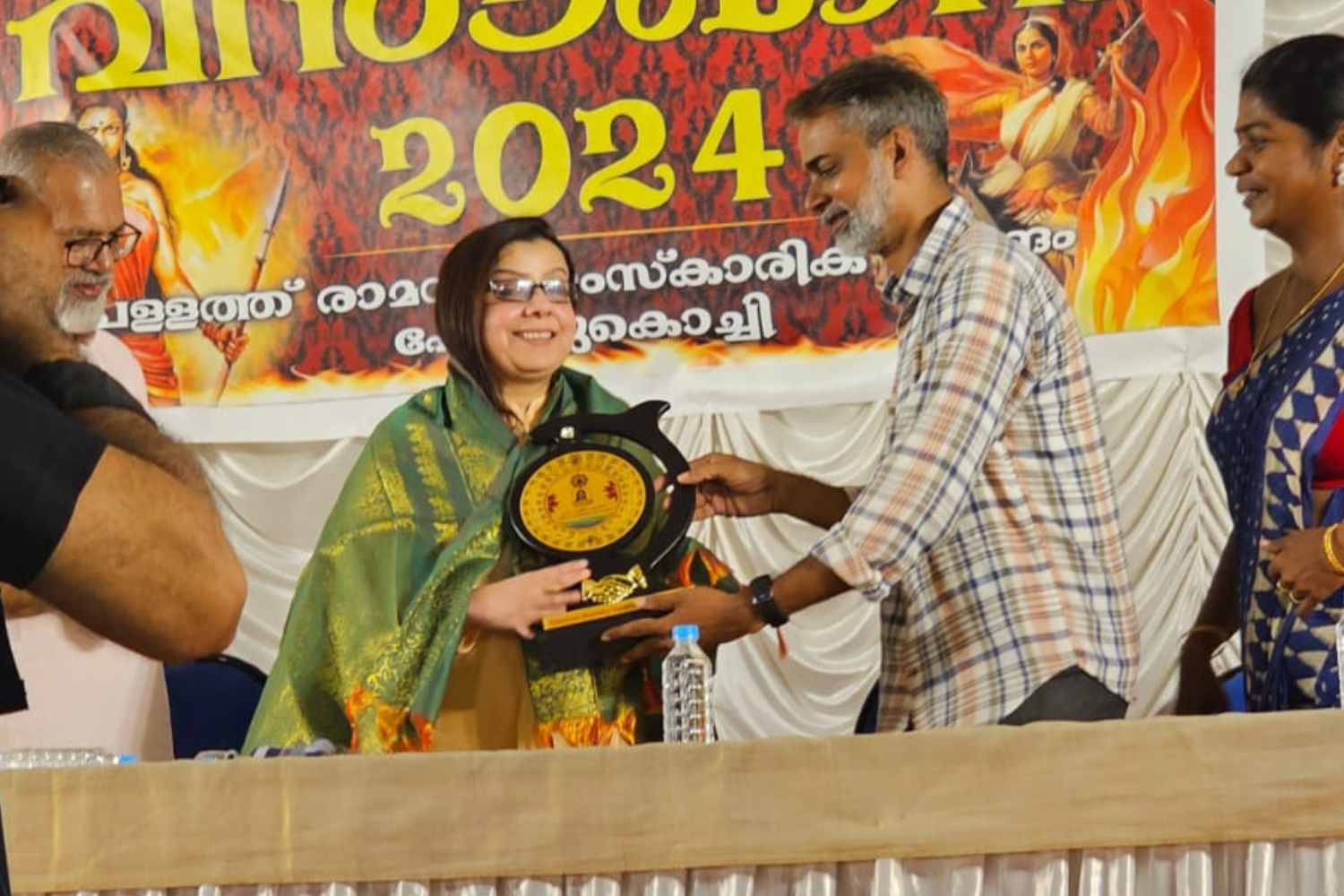 What is udwarthanam and how it enhances detox and joint mobility